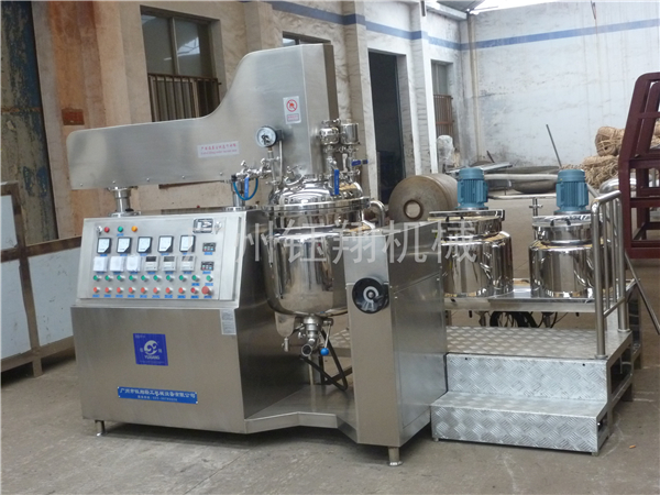 滴滴！你定制的升降高剪切乳化机已经装柜，目的地：南非【钰翔】